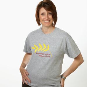 Female model wearing grey t-shirt